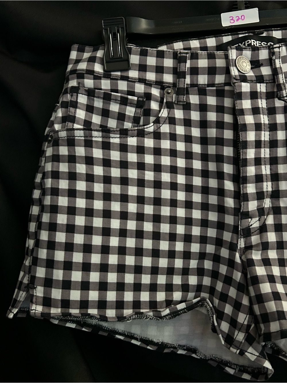 Express Black & White Gingham High-Rise Stretch Shortie Shorts SZ 6 NWT - Picture 4 of 9